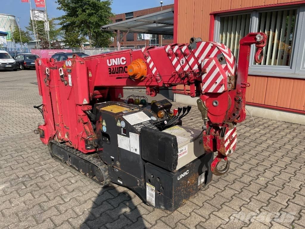 Unic URW-295 Minikrane