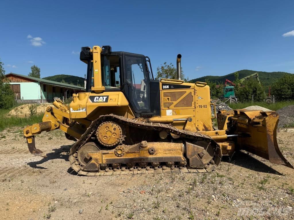 CAT D6N XL Bulldozer