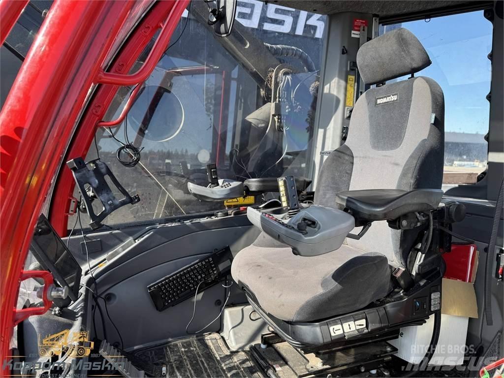 Komatsu 901XC Harvester