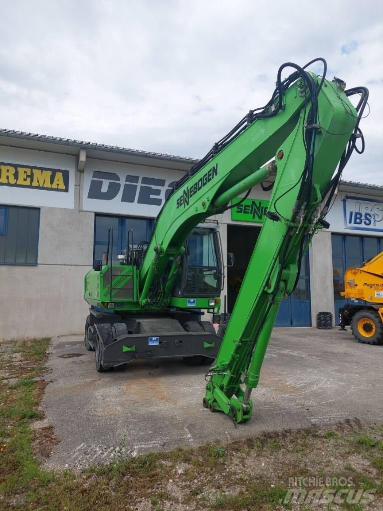 Sennebogen 821 M Materialumschlag