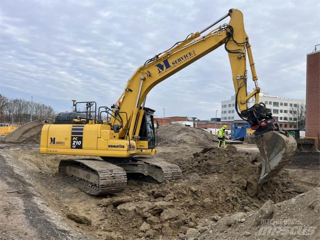 Komatsu PC210LC-11 Raupenbagger
