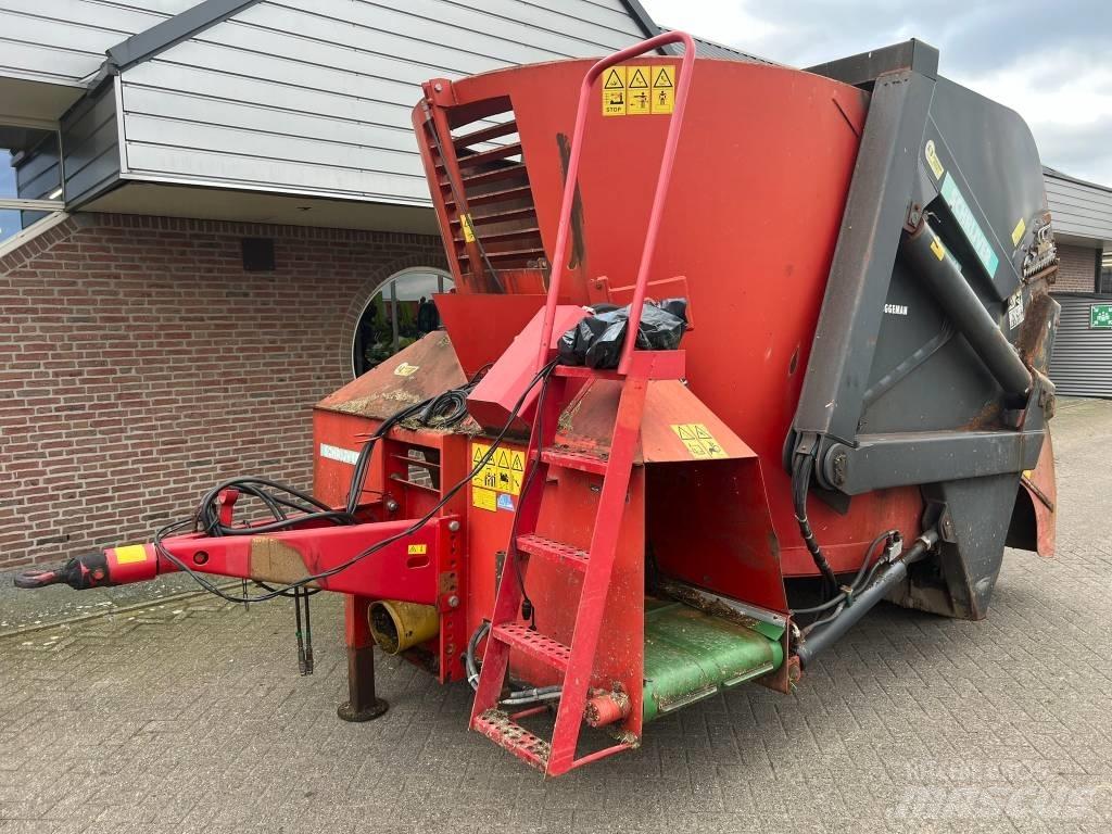 Schrijver Jumbo 10 Futtermischwagen