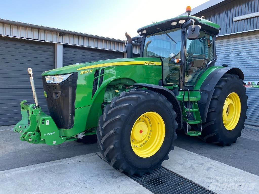 John Deere 8310 R Traktoren