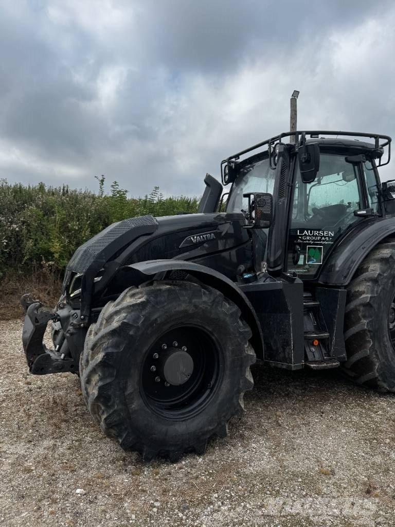 Valtra T 235 Direct Traktoren