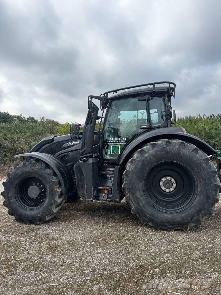 Valtra T 235 Direct Traktoren