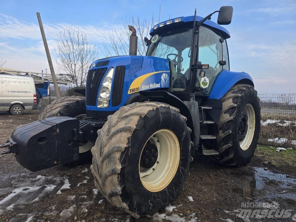 New Holland T 8030 Traktoren