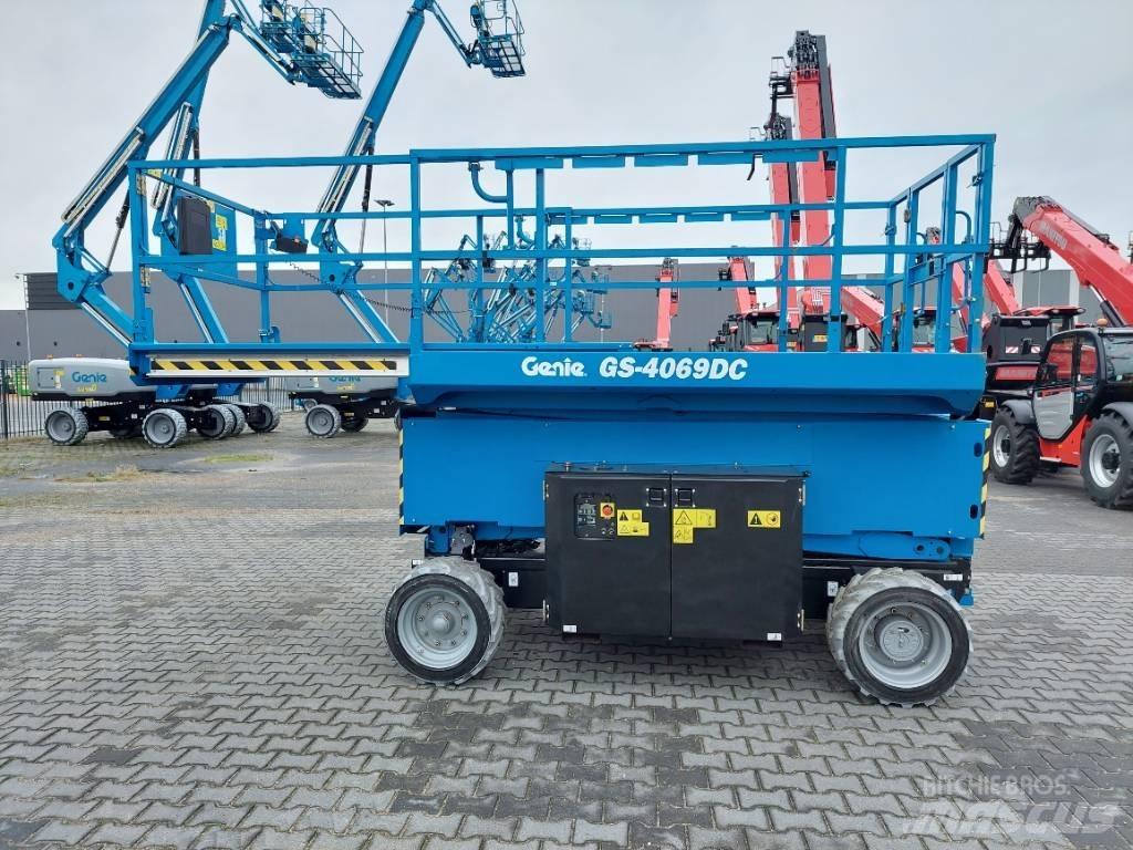 Genie GS 4069 DC Scheren-Arbeitsbühnen
