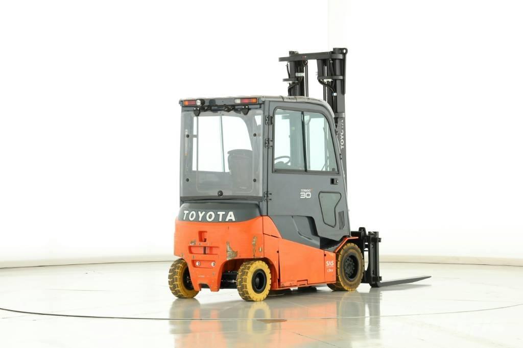 Toyota 8 FBMT 30 Elektrostapler