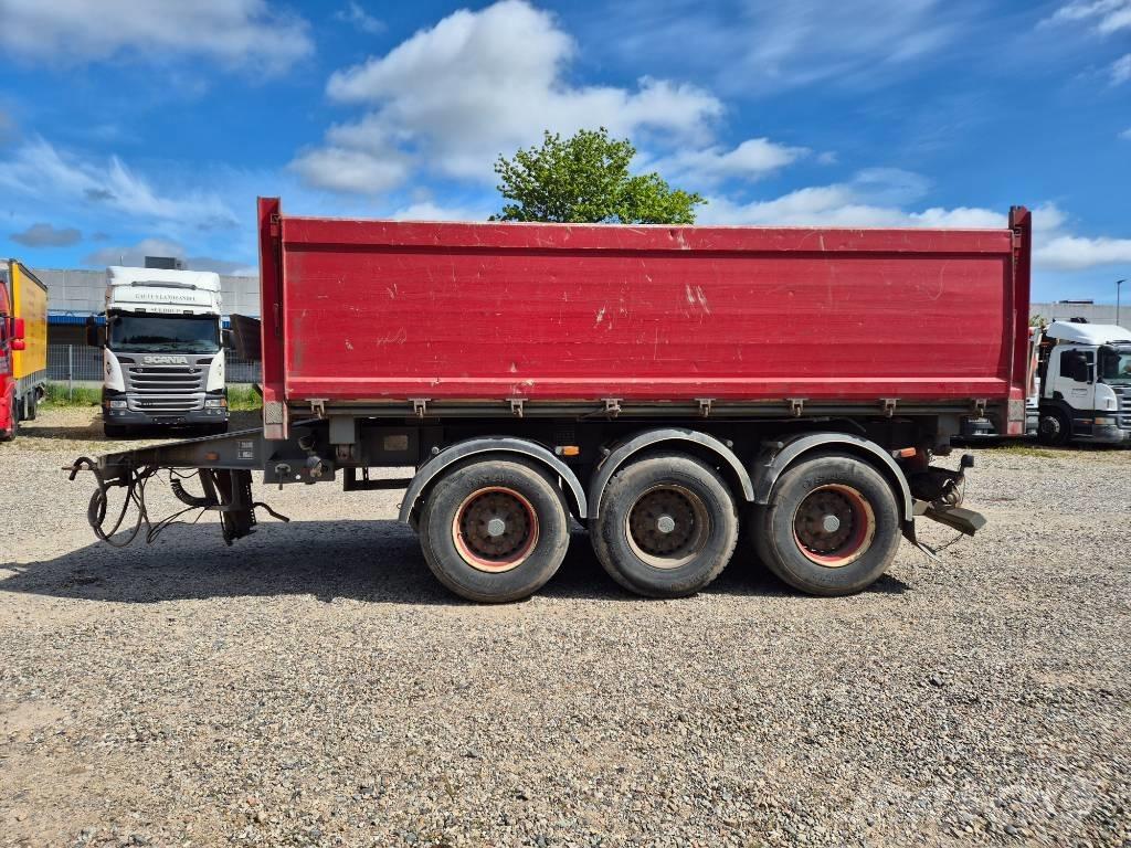 Nopa 3 axle tipper Kipper