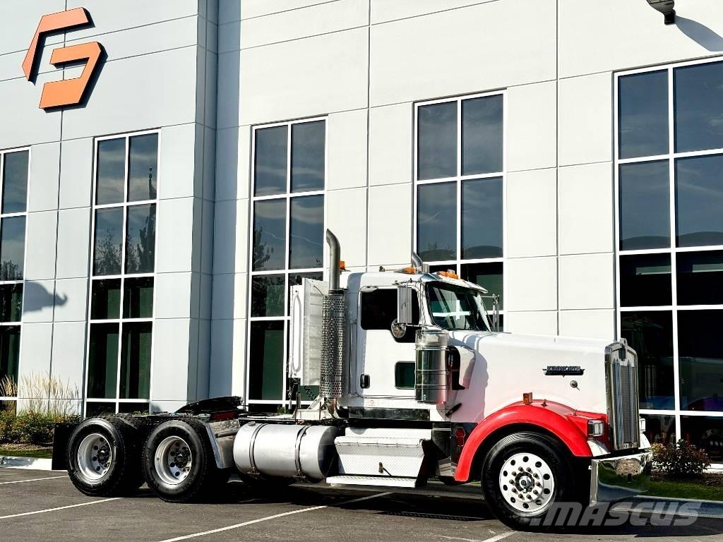 Kenworth W 900 Sattelzugmaschinen