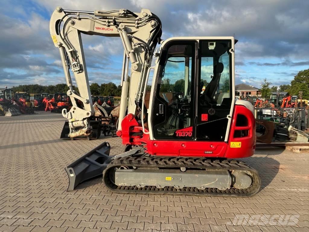 Takeuchi TB 370 Midibagger  7t - 12t