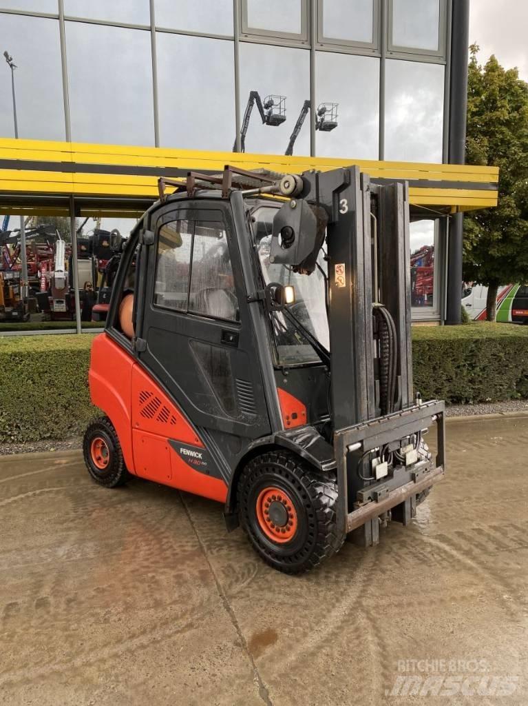 Linde H30CNG-02 Gasstapler