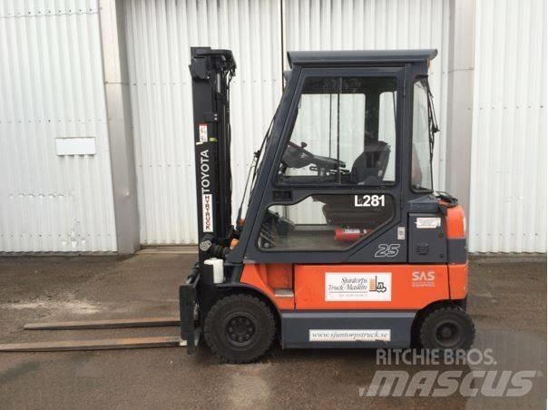 Toyota 7 FB MF 25 Elektrostapler
