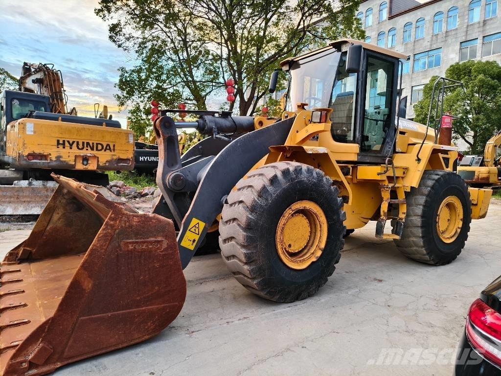 Volvo L 120 Radlader