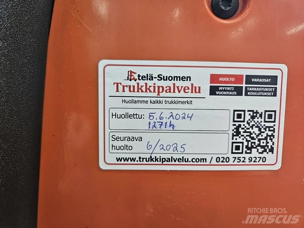 Toyota LWE 200 Gabelstapler mit Fahrerstand