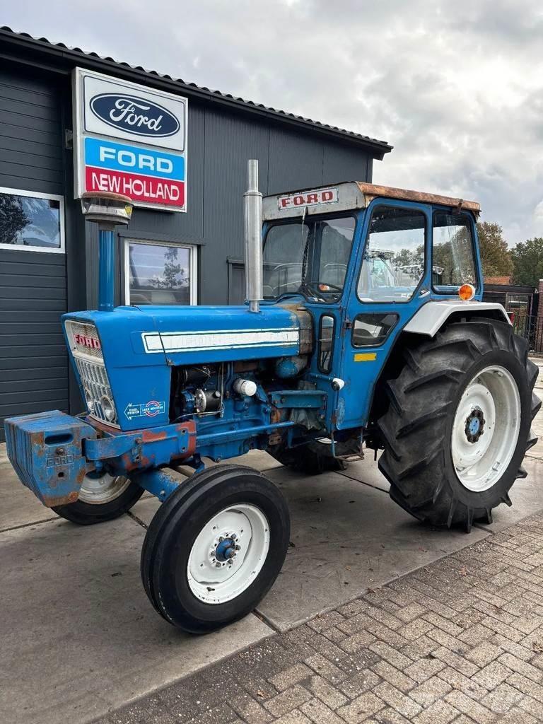 Ford 7000 Traktoren
