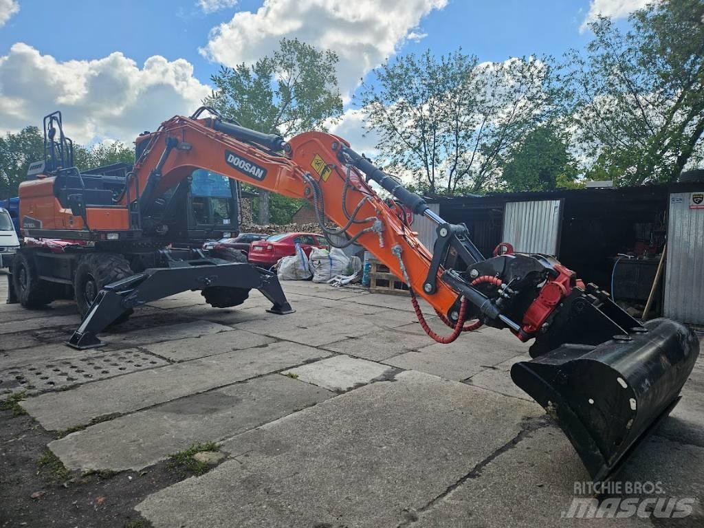 Doosan DX 160 W Mobilbagger