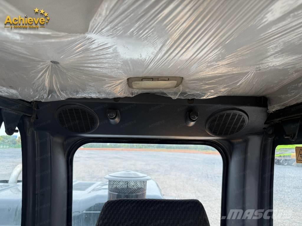 Hyundai 220LC-9S Raupenbagger