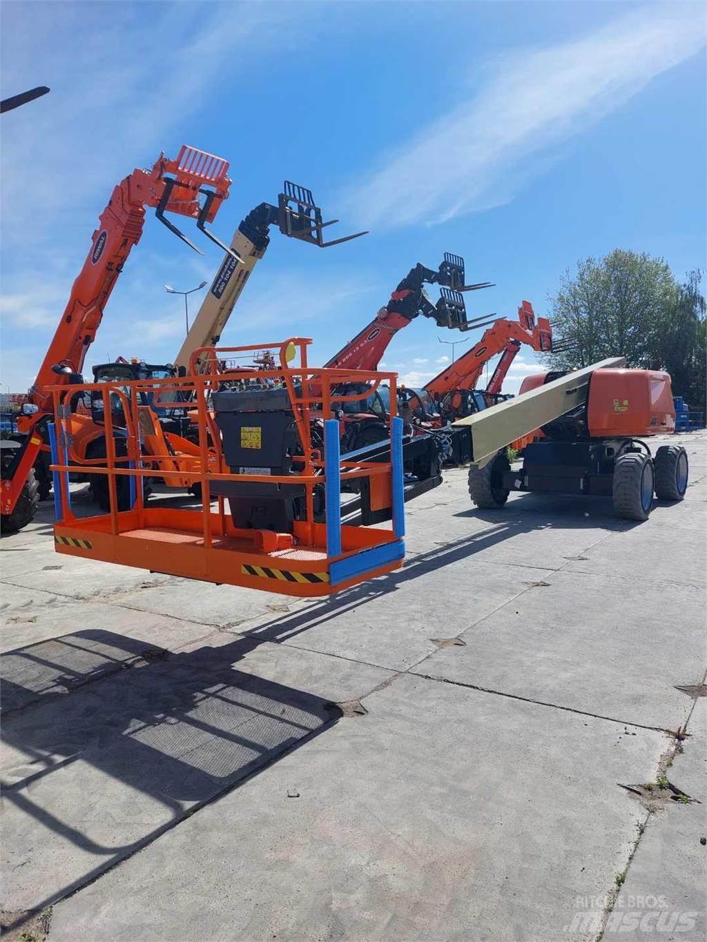 JLG 660SJ Teleskopbühnen