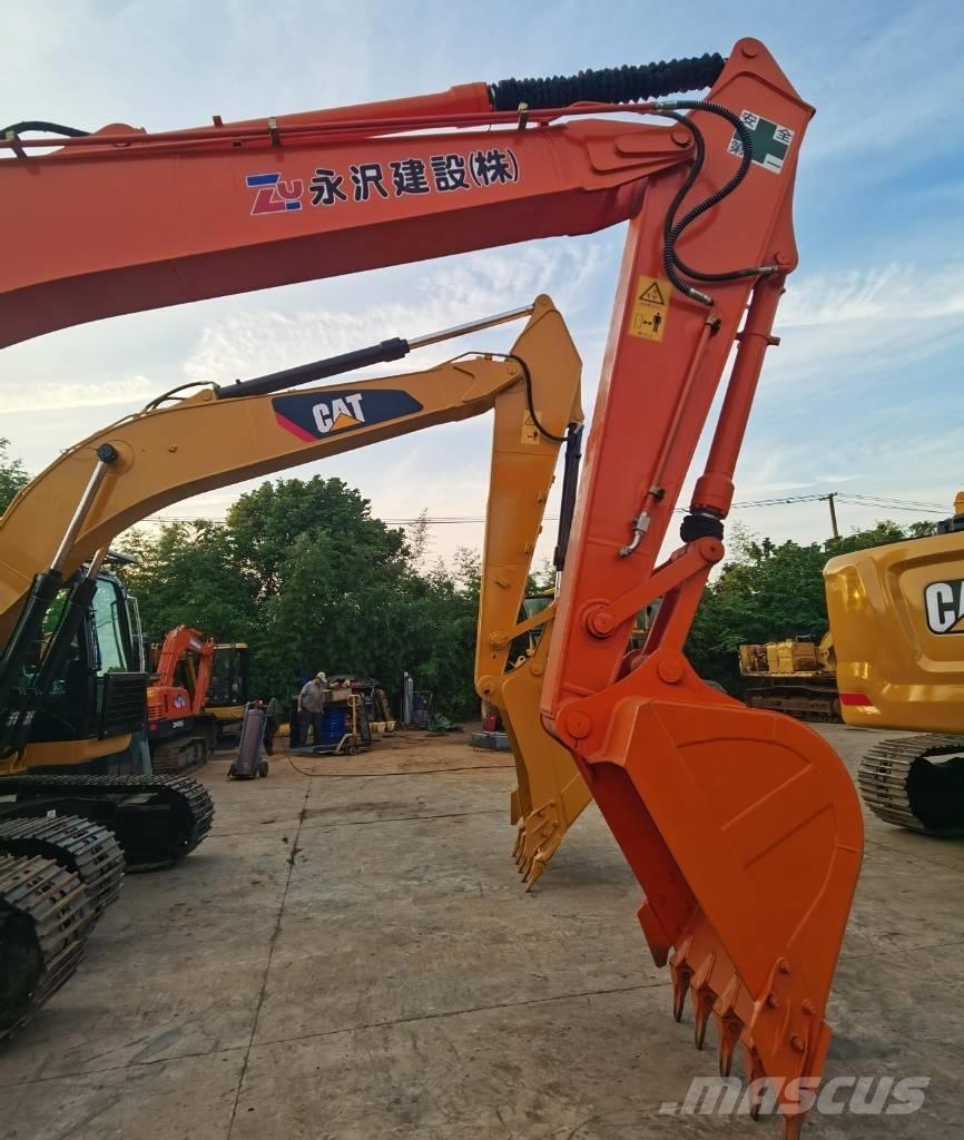 Hitachi ZX 200 Raupenbagger