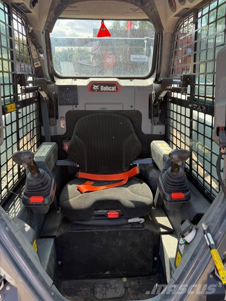 Bobcat T 76 Laderaupen