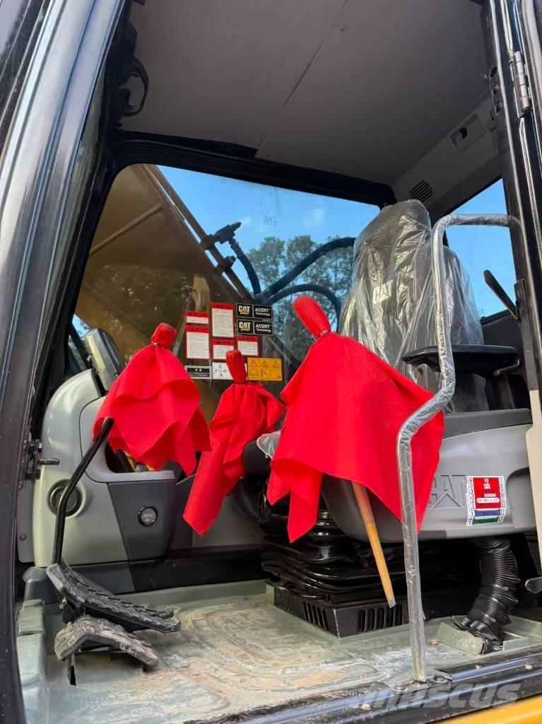 CAT 320D2 Midibagger  7t - 12t