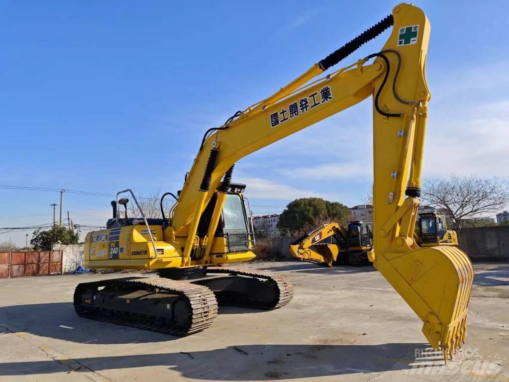 Komatsu PC 240-8 Raupenbagger