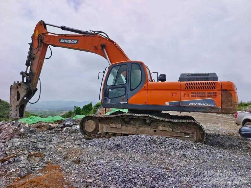 Doosan DX 340 Raupenbagger