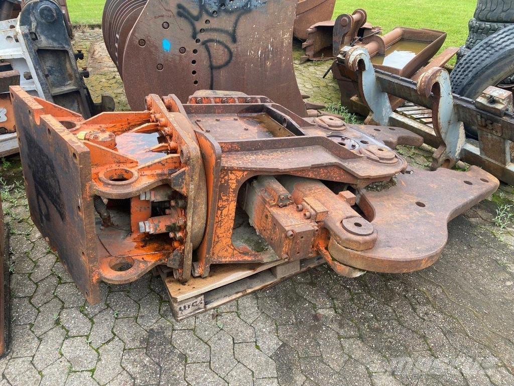 NPK S-24XCR Pulverisierer