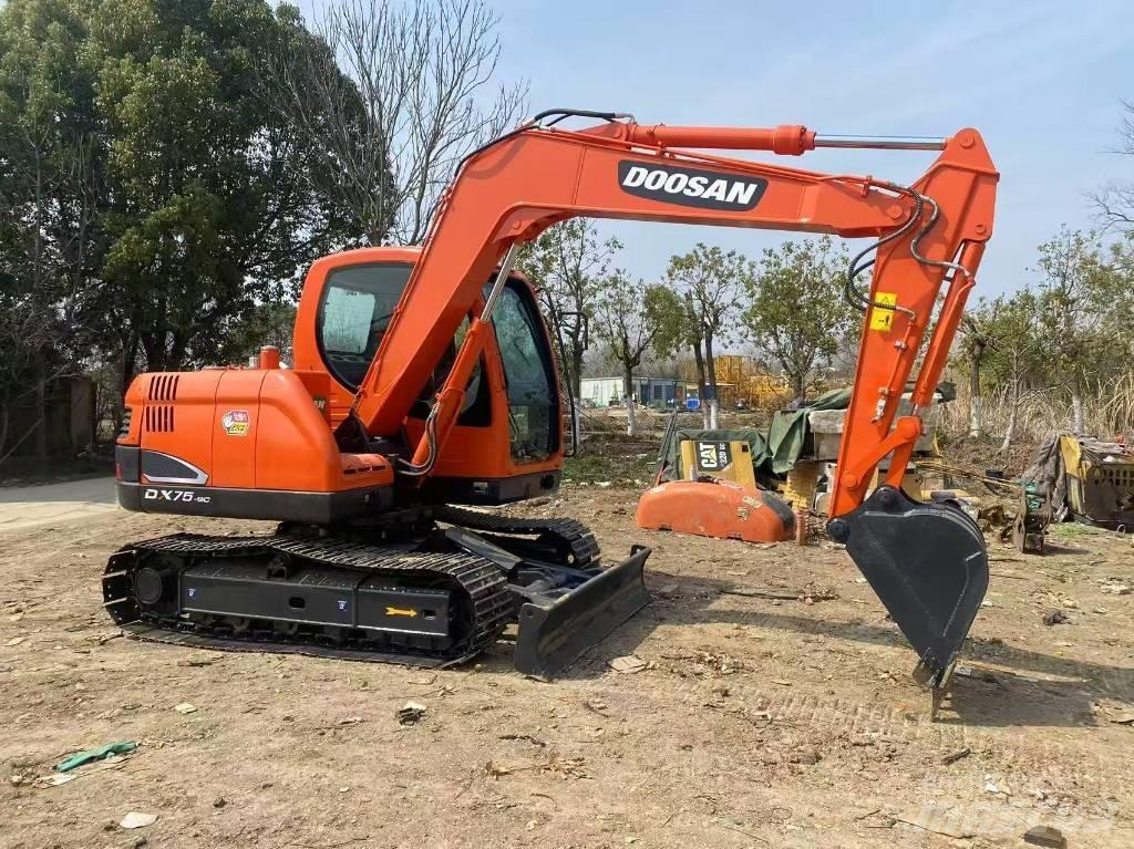 Doosan DX 75-9 C Midibagger  7t - 12t