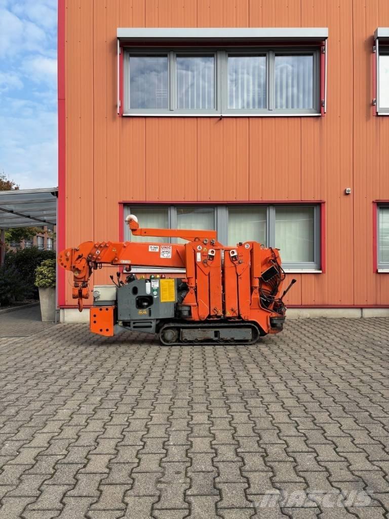 Unic B 345 Raupenkrane