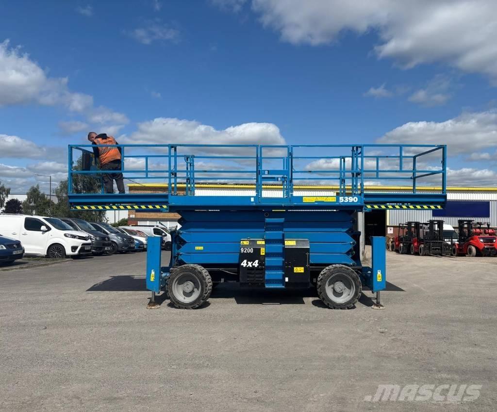 Genie GS 5390 RT Scheren-Arbeitsbühnen