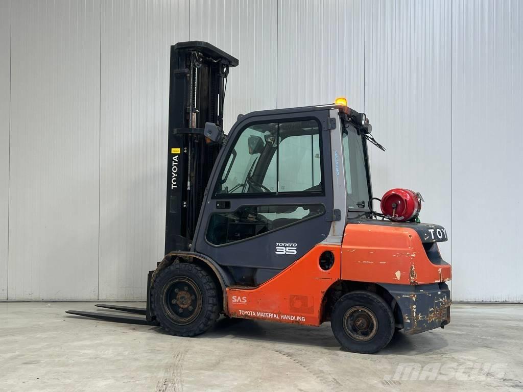 Toyota 02-8FGJF35 Gasstapler
