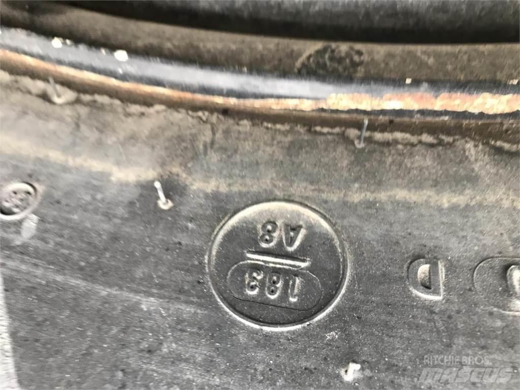 Mitas 680/80R42 Reifen