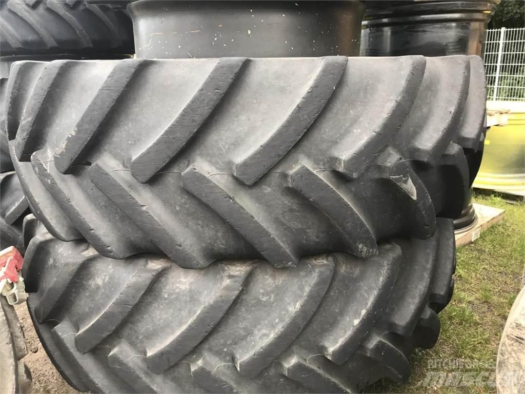 Mitas 680/80R42 Reifen