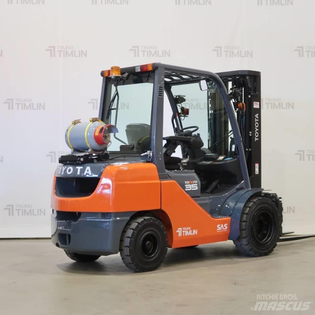 Toyota 02-8FGJF35 Gasstapler