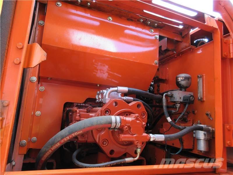 Doosan 225 LC Raupenbagger