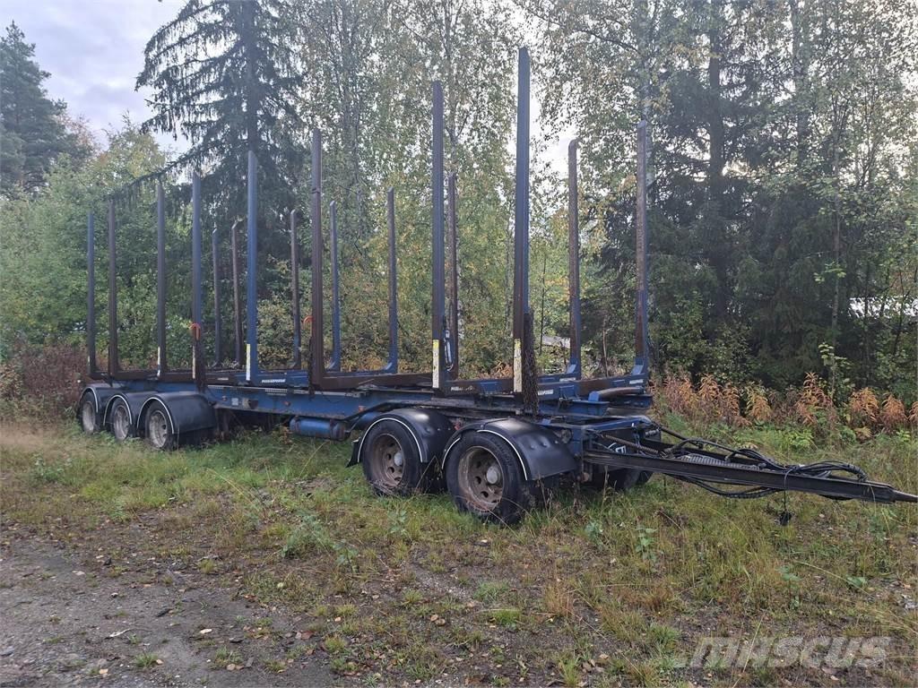Kome puuperävaunu Holzanhänger
