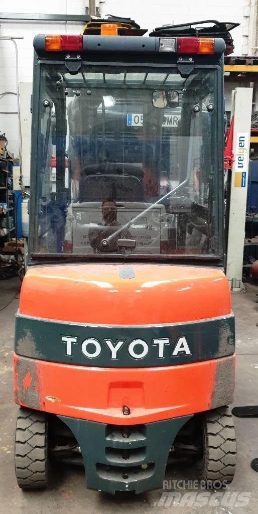Toyota 7 FBMF 25 Elektrostapler