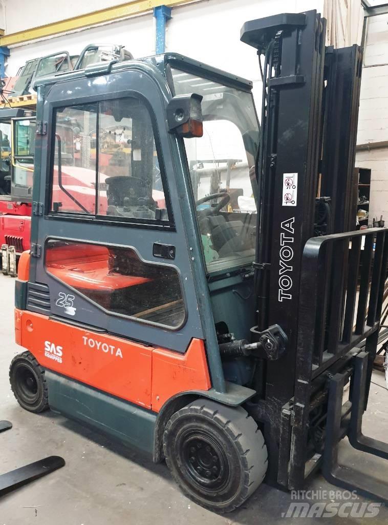 Toyota 7 FBMF 25 Elektrostapler