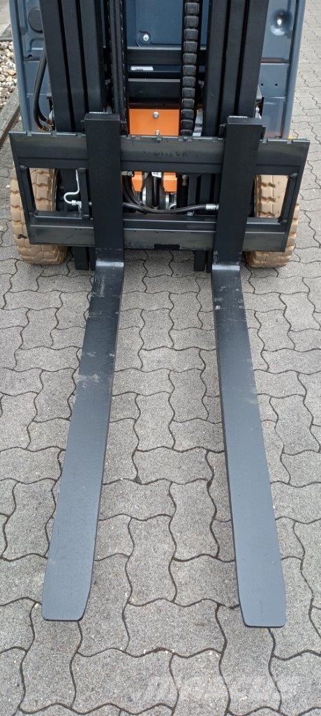 Toyota 8FBM16T Elektrostapler