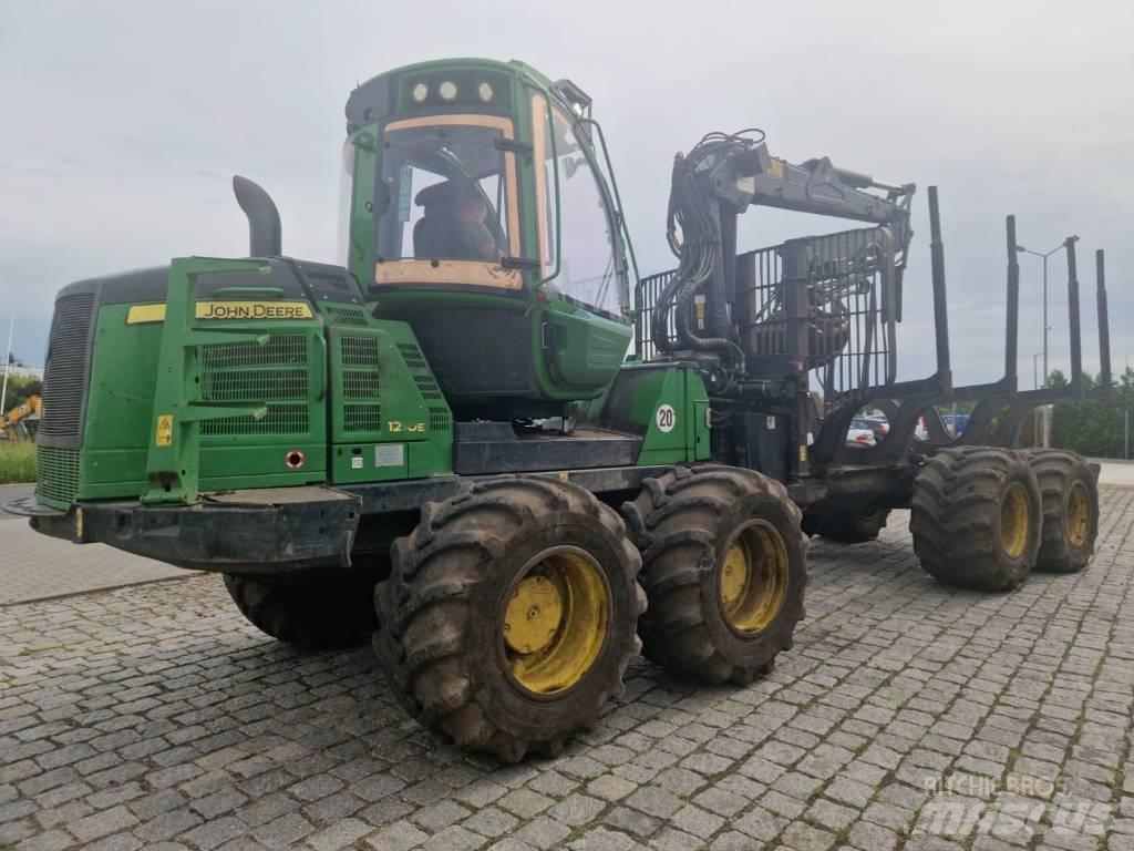 John Deere 1210 E Forwarder