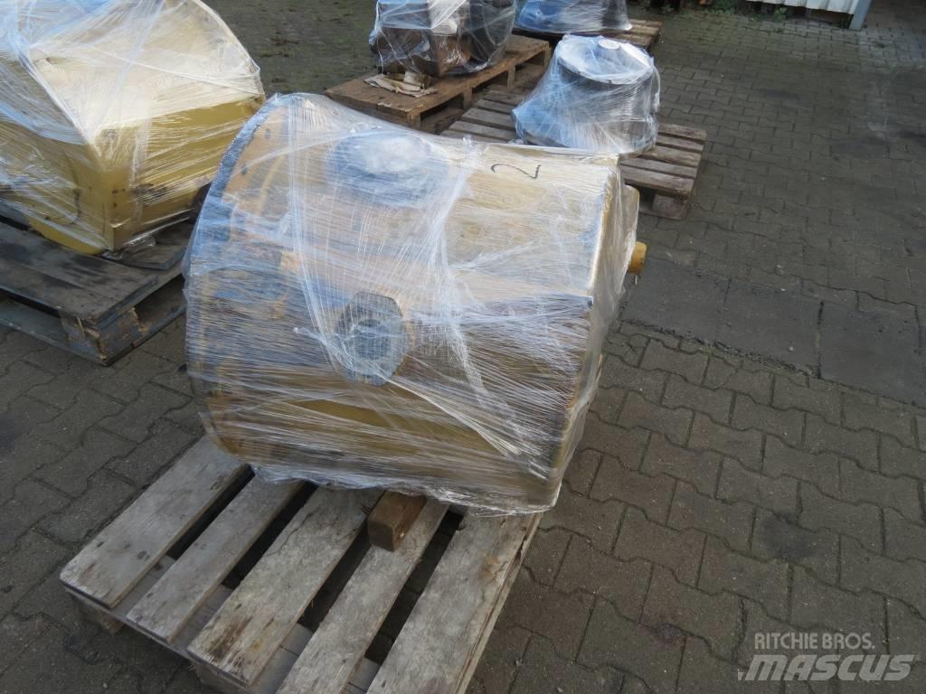 CAT D11 Transmission Getriebe