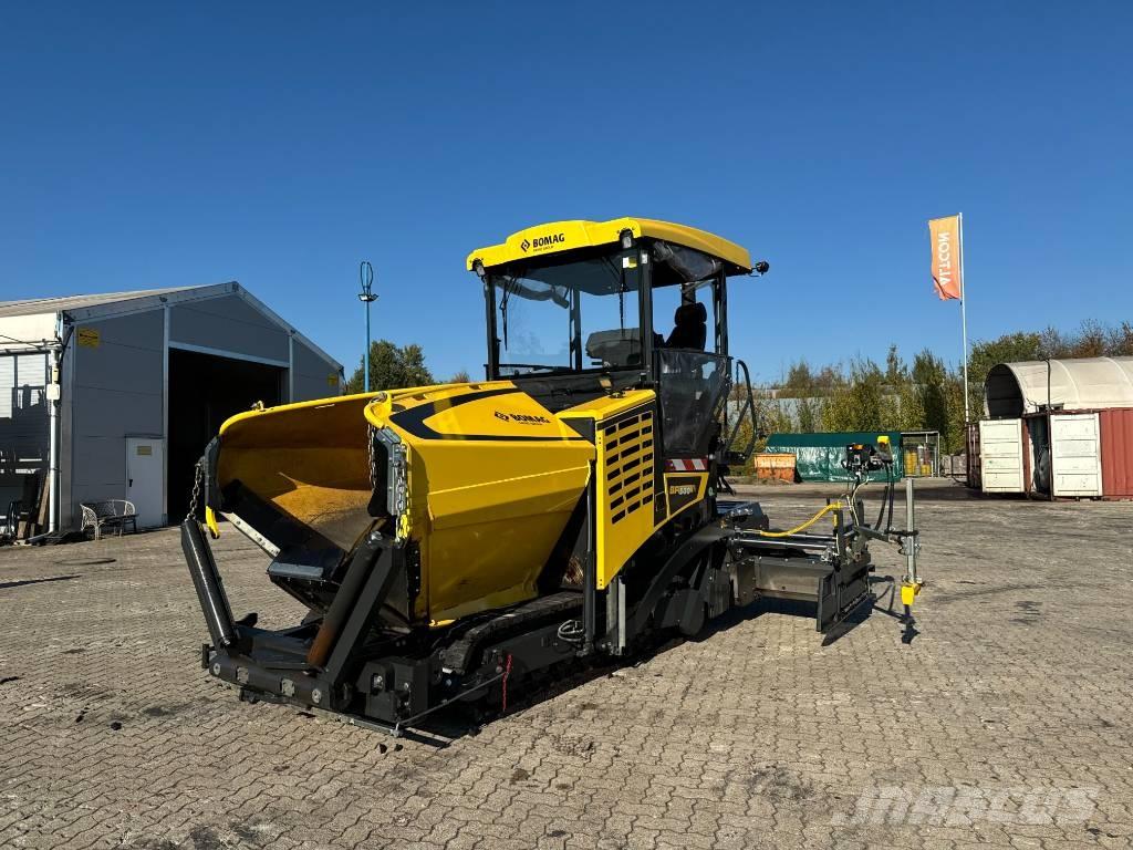 Bomag BF 300 C-2 Strassenfertiger