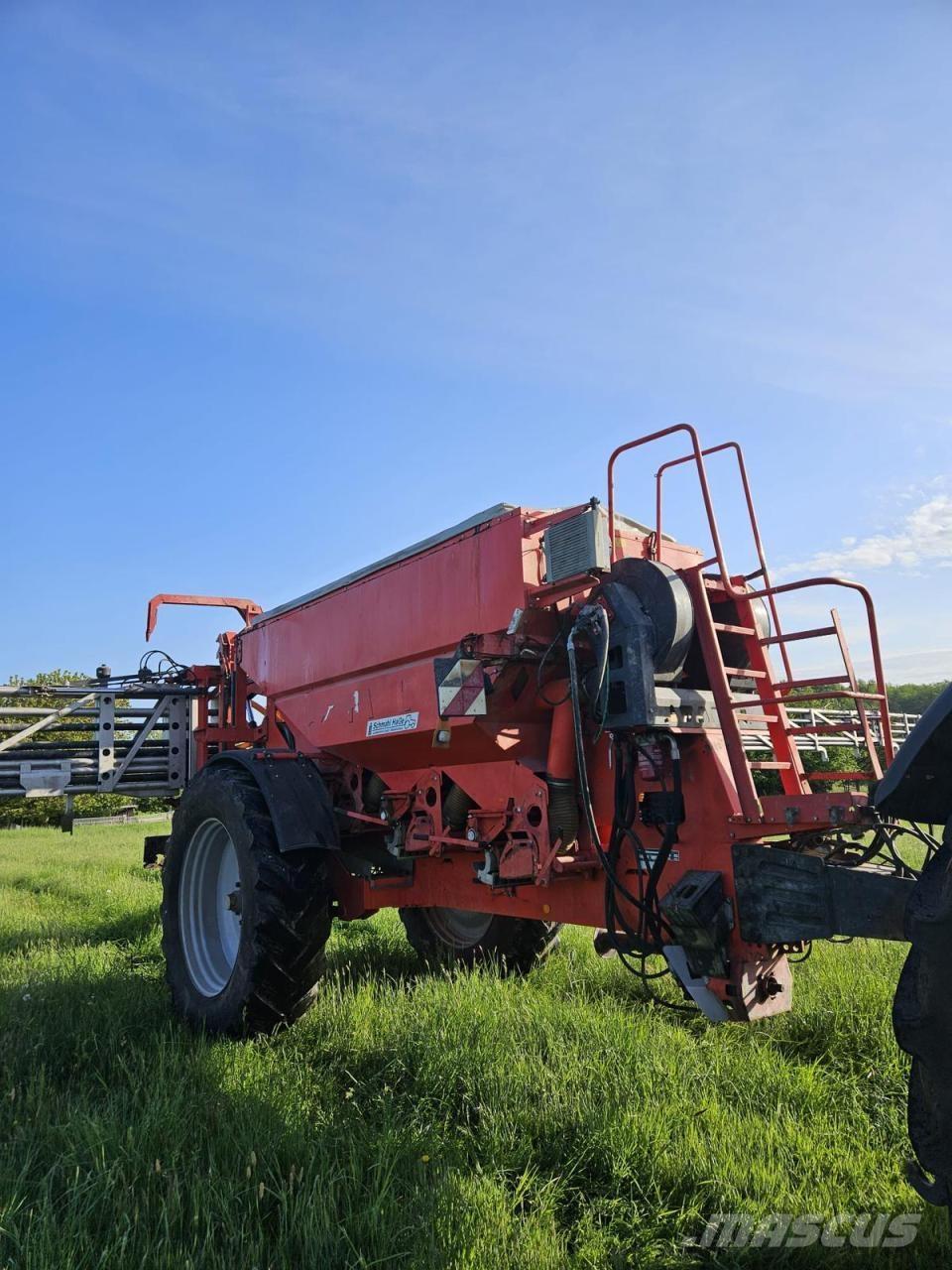 Rauch AGT 6036 Mineraldüngerstreuer