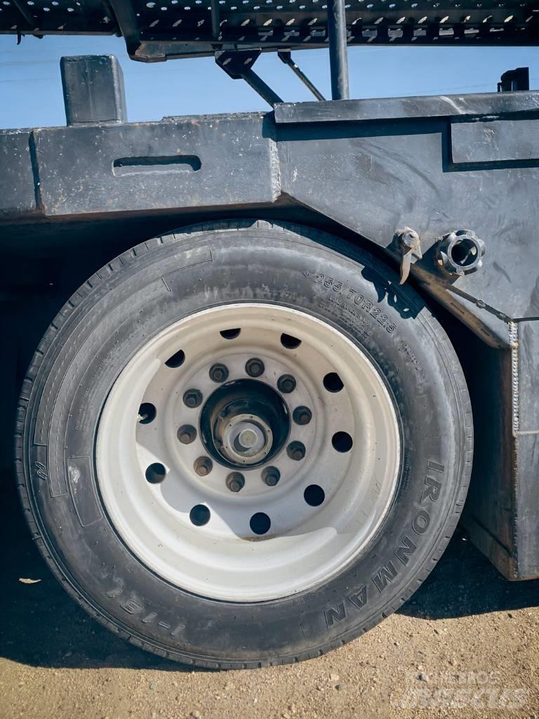Peterbilt 365 Autotransporter