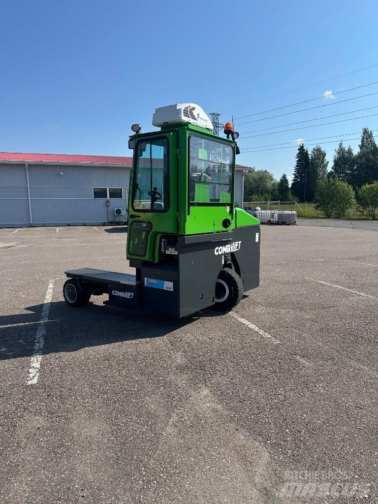 Combilift C 4000 E Seitenstapler