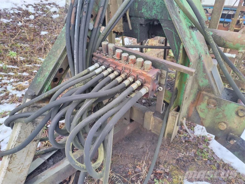  Kornos 2010 Forstanhänger