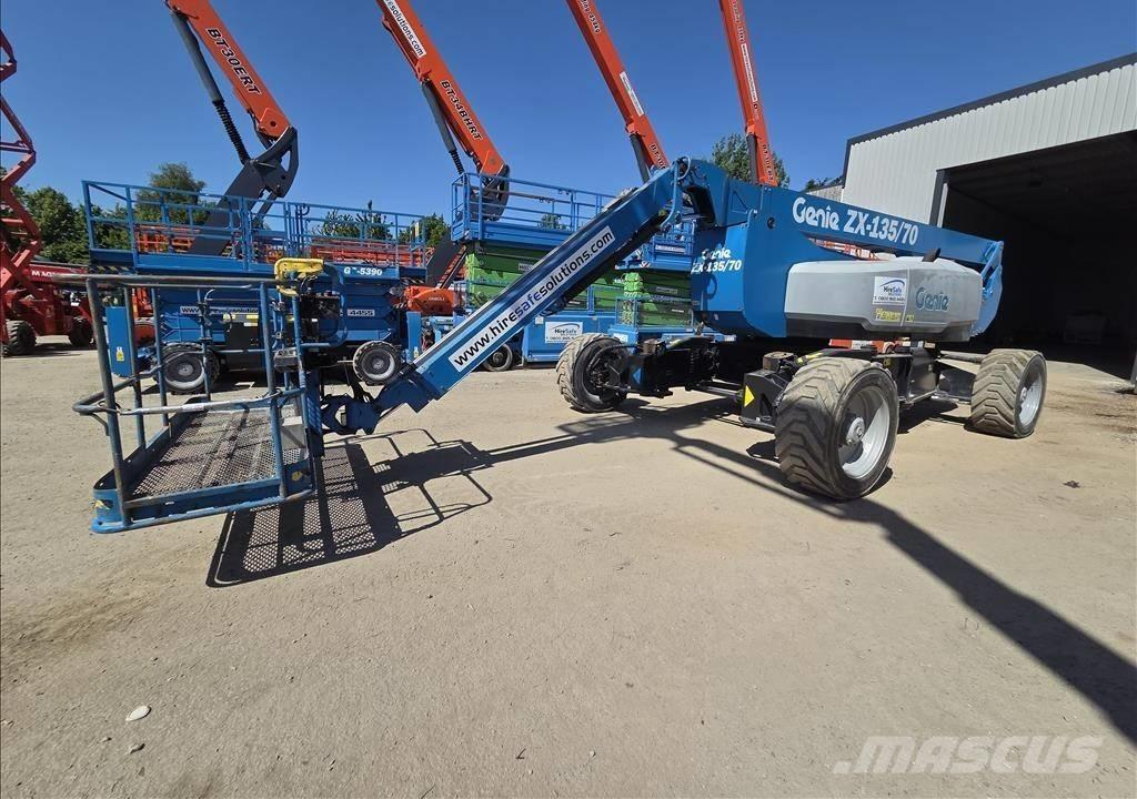 Genie ZX 135/70 Gelenkteleskoparbeitsbühnen