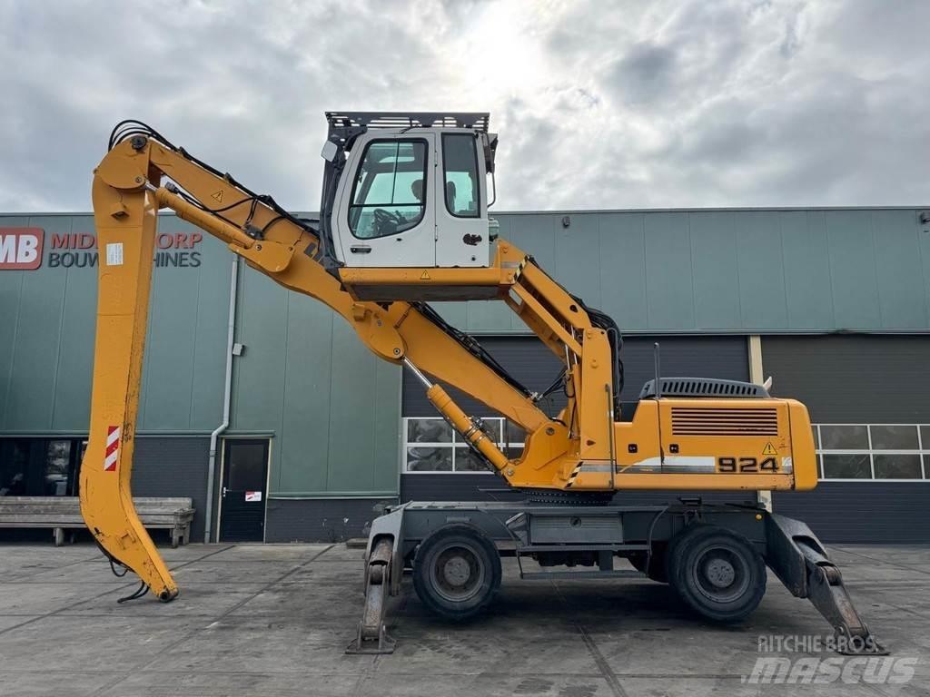 Liebherr A 924 C Materialumschlag